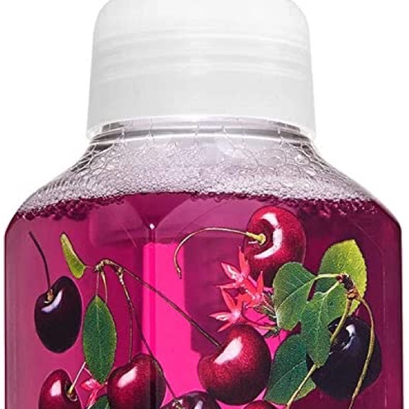 NWT Black Cherry Merlot Gentle Foaming Hand Soap - Picture 2 of 2